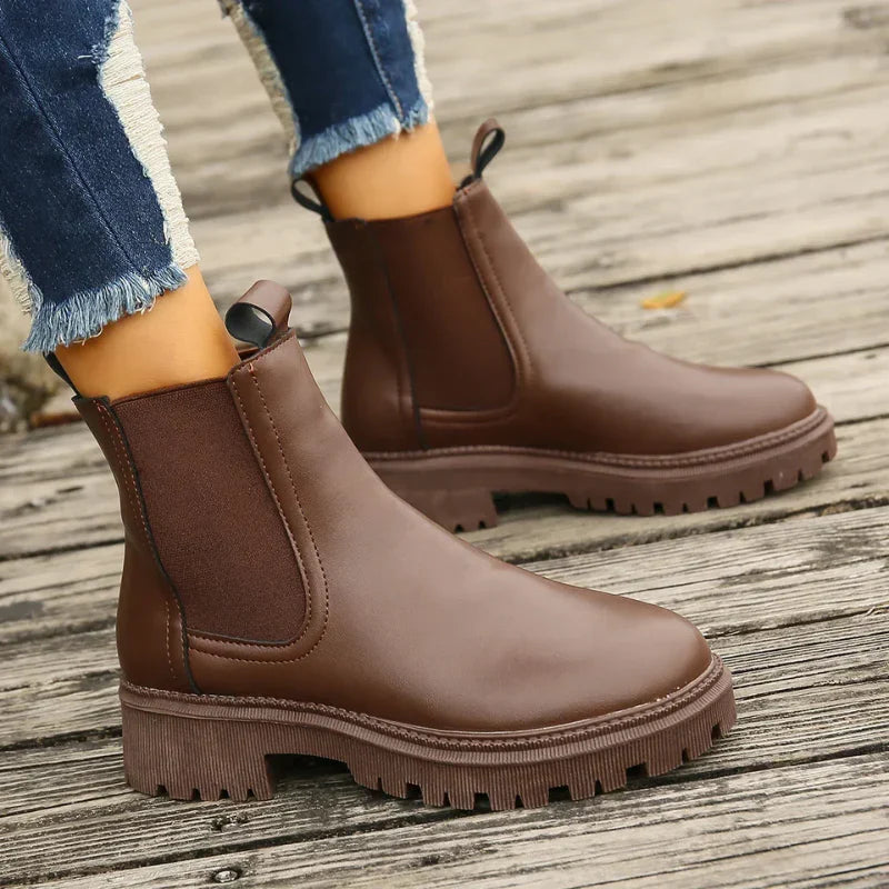 Bottes Chelsea pour dames en cuir avec boucles de traction