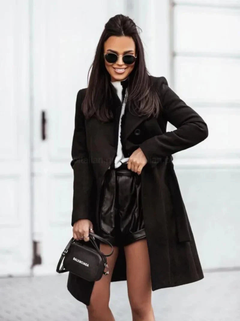 Chic Trench Coat Ladies, Double Buttoned, Slim Fit Ladies Coat