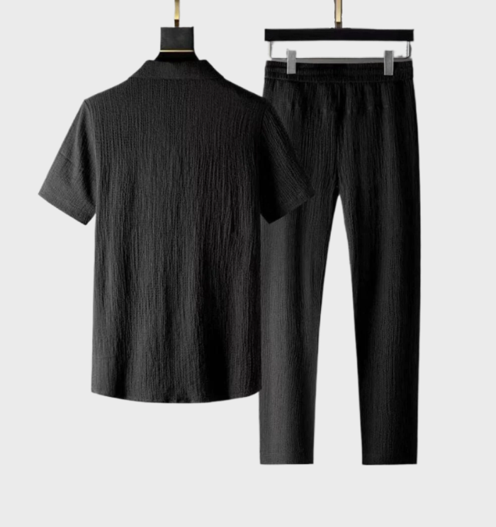 Ensemble 2 pièces composé d'une chemise confortable pour homme et d'un pantalon ample extensible avec poches et cordon de serrage