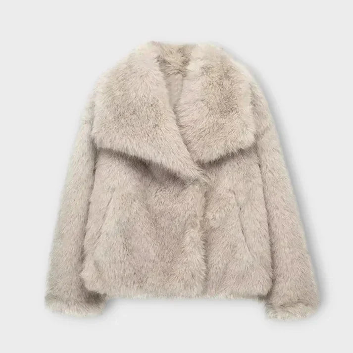 Manteau de fourrure chaud et élégant pour les femmes