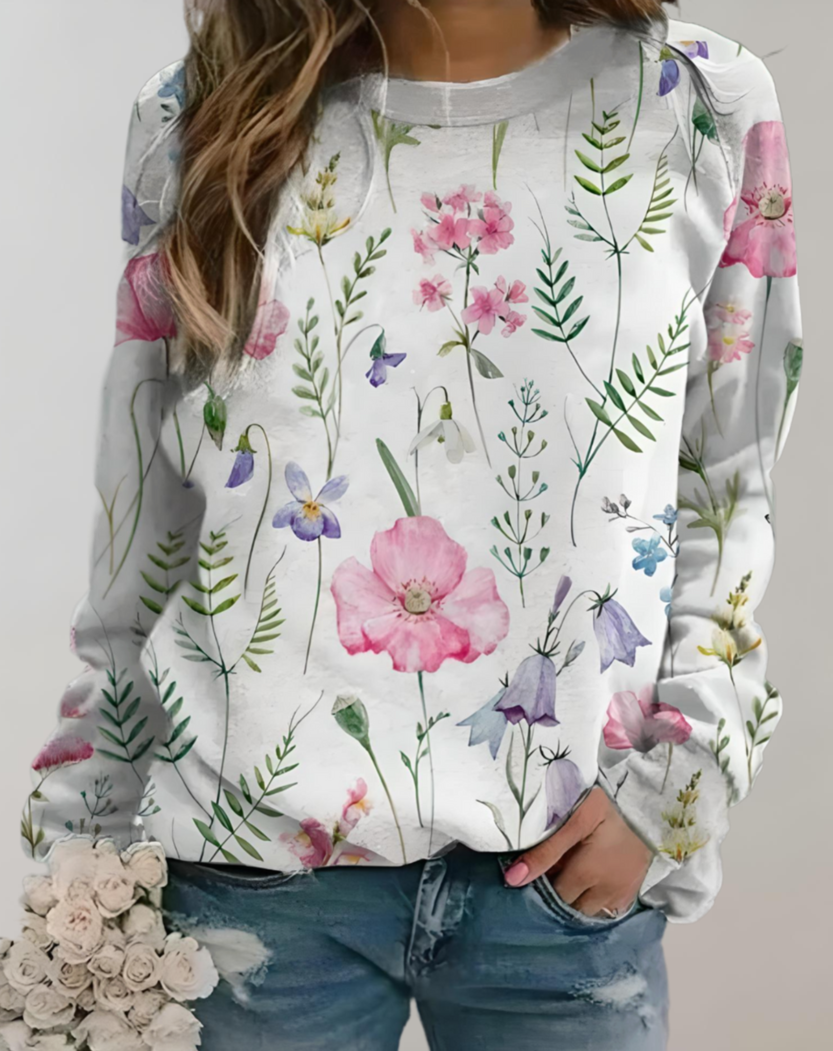 Pull oversize à col rond avec motif floral